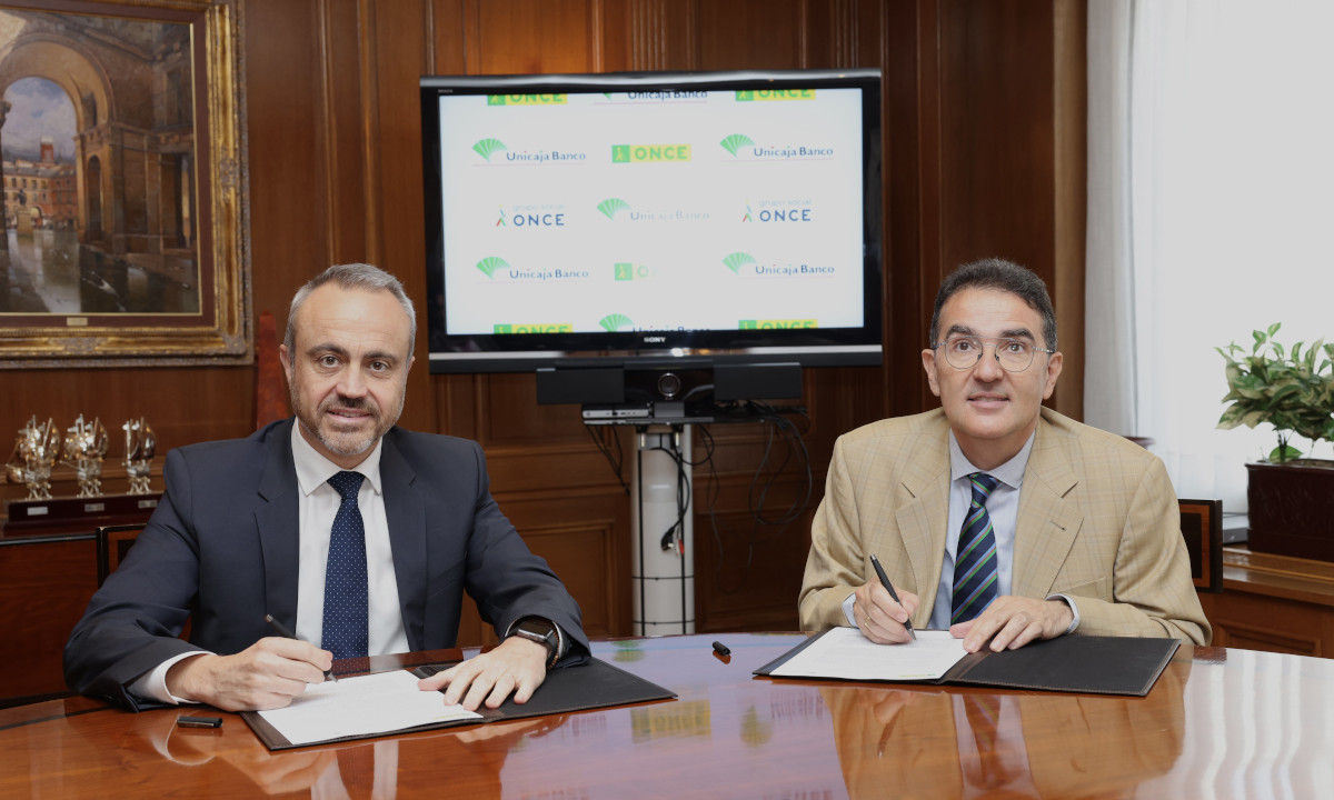 Unicaja Banco y la ONCE se unen para promover la inclusión de las